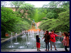 Grant Park  03 - Fountain of the Great Lakes